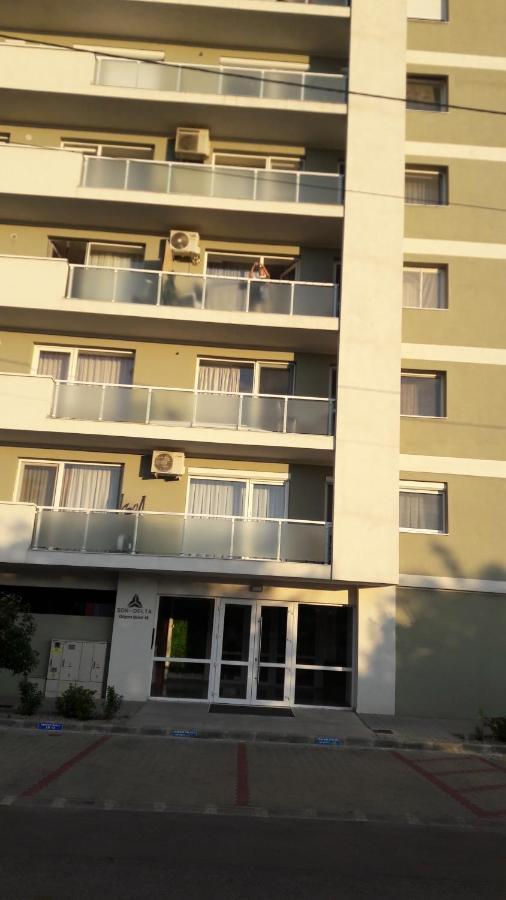 Apartament Stefan Lägenhet Oradea Exteriör bild
